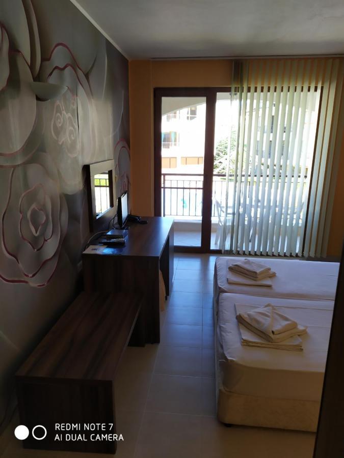 Paradise Bay Hotel Pomorie Ngoại thất bức ảnh