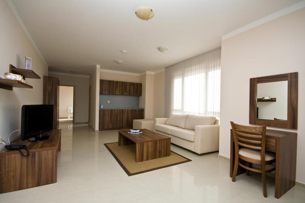 Paradise Bay Hotel Pomorie Phòng bức ảnh