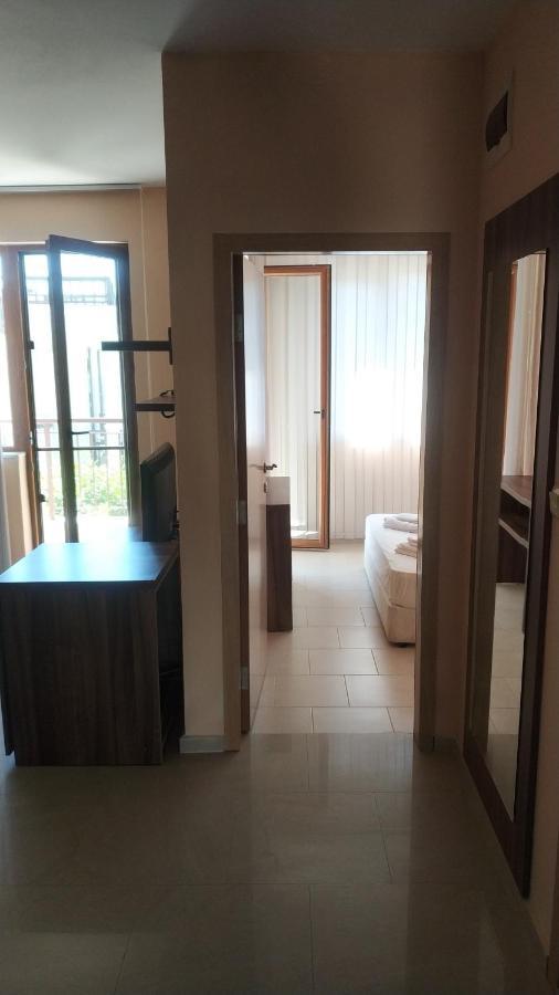 Paradise Bay Hotel Pomorie Ngoại thất bức ảnh