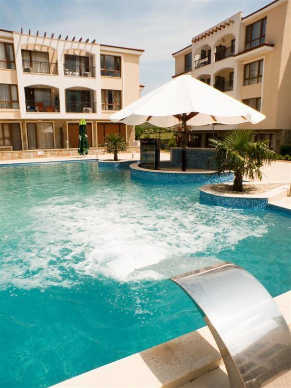 Paradise Bay Hotel Pomorie Ngoại thất bức ảnh